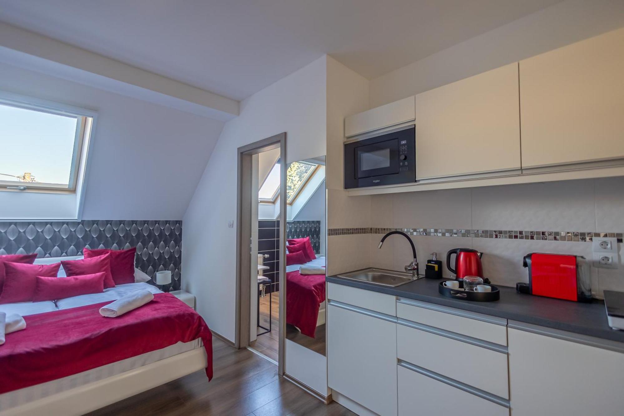 Happy Home Apartman Miskolc Exterior photo